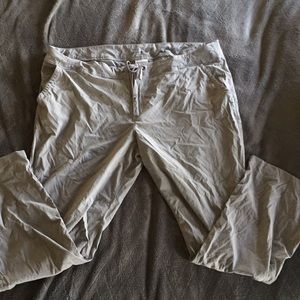 Plus woman’s Columbia grey outdoor active pants